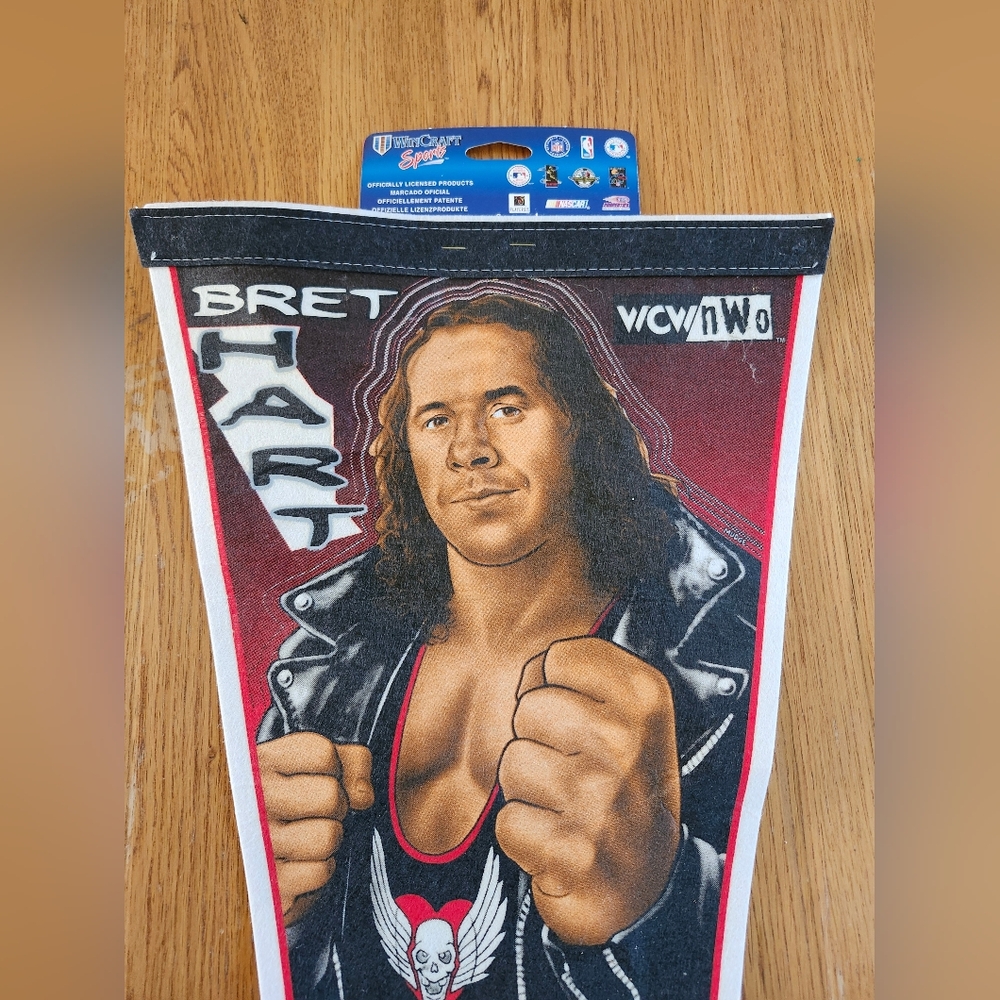 1996 Bret Hart Wrestling Pennant WCW NWO Windcraft
